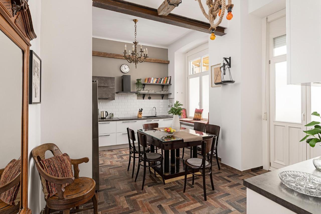 Bonbon Style Apartman บูดาเปสต์ ภายนอก รูปภาพ